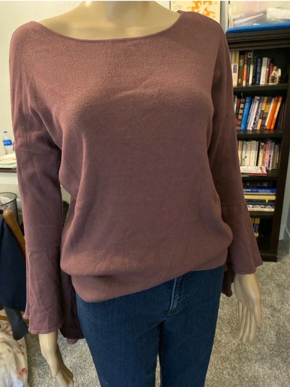 Express Bell Sleeve Sweater in  Mauve Size Small-023